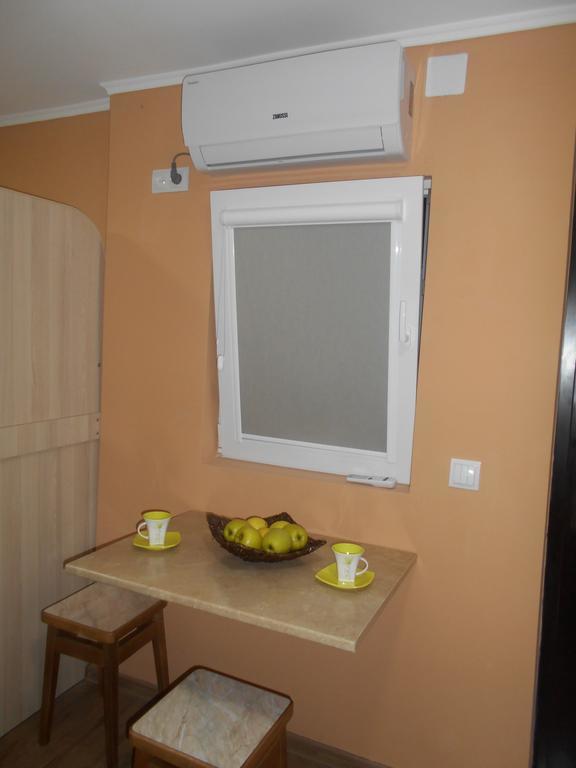 Guesthouse On Benashvili Tbilisi Ngoại thất bức ảnh